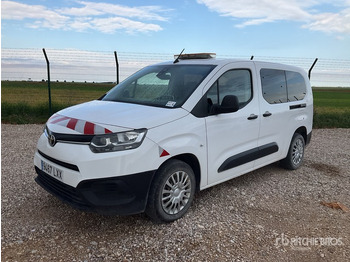 Mikroautobuss TOYOTA Proace