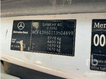 Kravas automašīna ar slēgto virsbūvi MERCEDES-BENZ 109CDI: foto 5