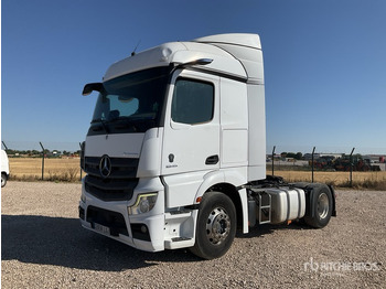Vilcējs MERCEDES-BENZ Actros 1845