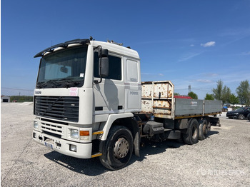 Bortu kravas automašīna/ Platforma 1992 Volvo F12 6x2 (Inoperable) Flatbed Truck: foto 3