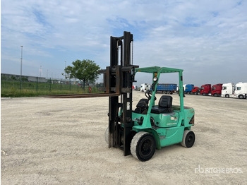 Autokrāvējs 2002 Mitsubishi FD30K 3000 kg Forklift: foto 2