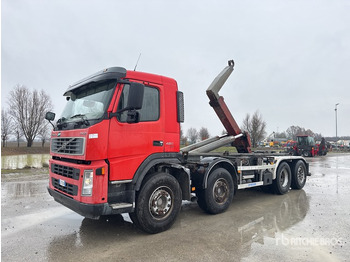 Pacēlājs ar āķi VOLVO FM12