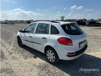 Vieglā automašīna 2008 Renault Clio Automobile: foto 4