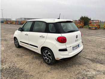 Vieglā automašīna 2017 Fiat 500L Automobile: foto 4
