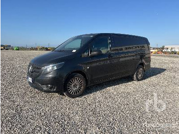 Kravas automašīna ar slēgto virsbūvi MERCEDES-BENZ