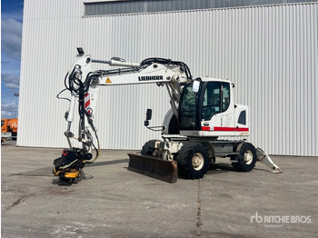 Riteņu ekskavators LIEBHERR A 914