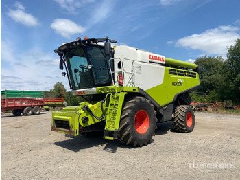 Pļaujmašīna-smalcinātājs/ Mulčētājs CLAAS Lexion 750