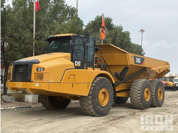 Artikulētias pašizgāzējs CATERPILLAR 745