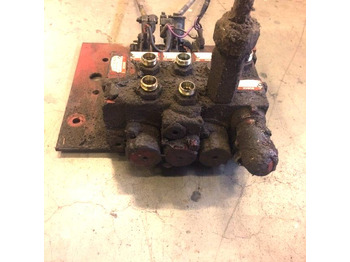 Hidrauliskais vārsts - Iekraušanas tehnika Control valve for Linde E15, Series 324: foto 3