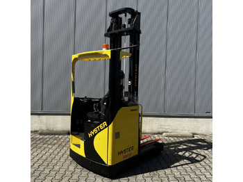 Bīdmasta krautņotājs HYSTER