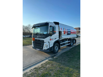 Autocisterna VOLVO FM