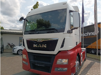 Vilcējs MAN TGX 18.440