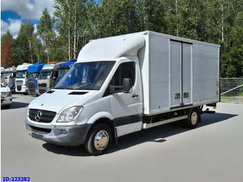 Furgons ar slēgtā virsbūve MERCEDES-BENZ Sprinter 516