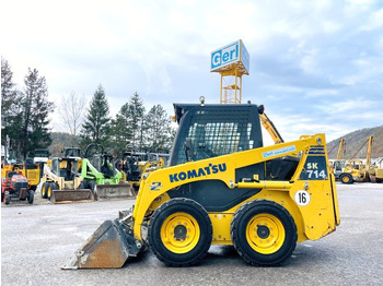 Kompaktiekrāvējs KOMATSU SK714