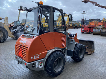 Mini iekrāvējs Weycor AR320 Cab: foto 4