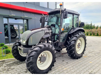 Traktors VALTRA A-series
