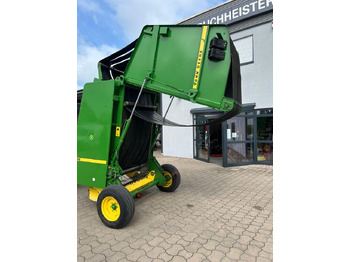 Rituļu prese John Deere 550: foto 4