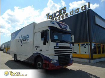 Kravas automašīna ar slēgto virsbūvi DAF XF 105 460