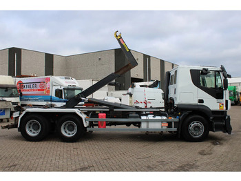 Pacēlājs ar āķi Iveco Stralis 460 + 6X2 + 20T: foto 4