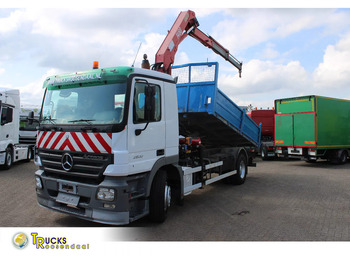 Kravas automašīna pašizgāzējs MERCEDES-BENZ Actros 2032