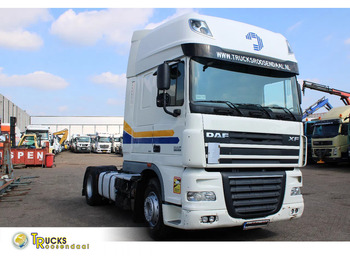 Vilcējs DAF XF 105 460