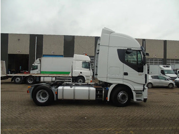 Vilcējs Iveco Stralis 420 + euro 6: foto 3
