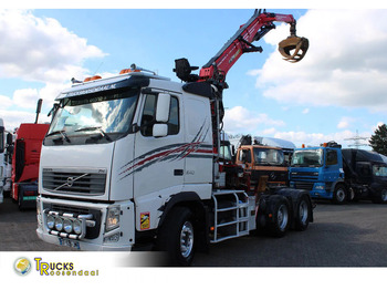 Kravas auto ar manipulatoru VOLVO FH16 540