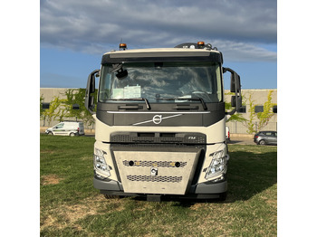 Jaunā Bortu kravas automašīna/ Platforma, Kravas auto ar manipulatoru Volvo FM84RF3A: foto 2