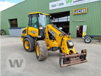Riteņu iekrāvējs JCB TM220