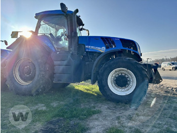 Traktors NEW HOLLAND T8