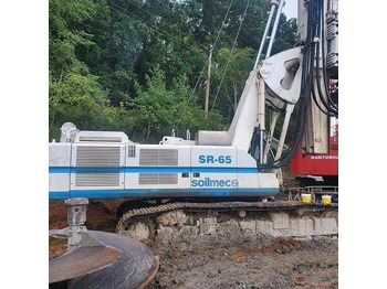 Pāļu dzinējs SOILMEC