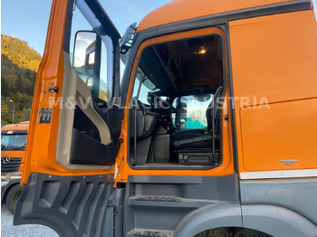 Konteineru vedējs/ Kravas automašīna ar noņemamā virsbūve Mercedes-Benz 2542: foto 3 Konteineru vedējs/ Kravas automašīna ar noņemamā virsbūve Mercedes-Benz 2542: foto 3