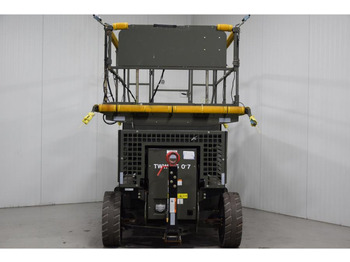 Šķērveida pacēlājs JLG M3369: foto 2