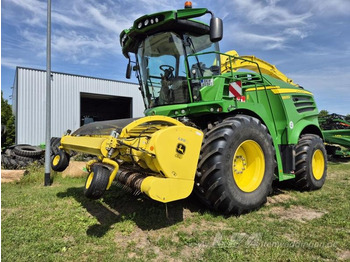 Lopbarības kombains JOHN DEERE 8600