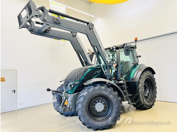 Traktors VALTRA T174
