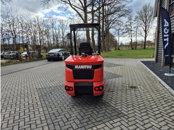 Mini iekrāvējs MANITOU MLA 3-25H miniloader: foto 4