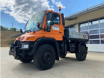 Kravas automašīna pašizgāzējs UNIMOG U500