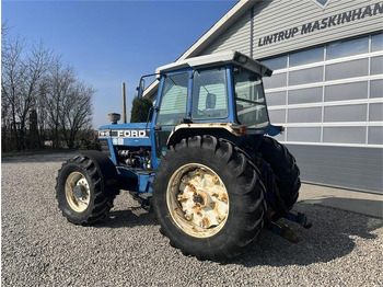 Traktors Ford TW 15 F II med HEVA opklappelig frontlift: foto 3