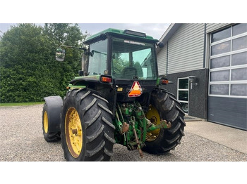 Traktors John Deere 4450 med 7,6L motor: foto 3