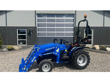 Komunālais traktors SOLIS