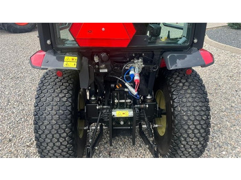 Traktors Yanmar YT 235H 4WD Snow Edition med sneplov og spreder: foto 5
