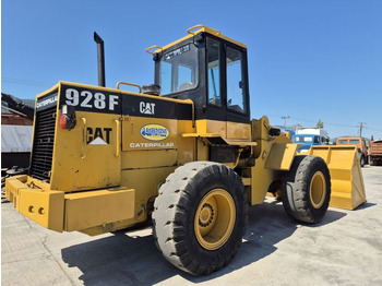 Riteņu iekrāvējs CATERPILLAR 928F