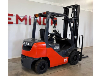 Dīzeļiekrāvējs Toyota 10811 06-8FD25F: foto 3