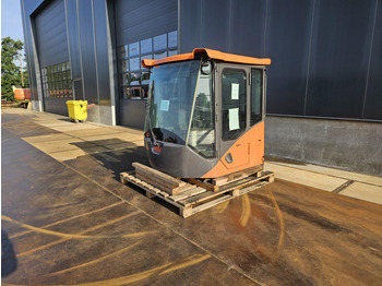 Kabīne DOOSAN