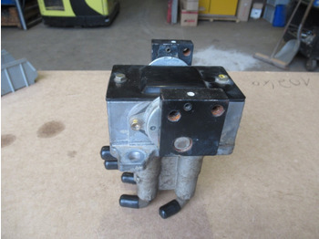 Pedālis - Celtniecības tehnika Hitachi HVP05S-040-101 -: foto 4 Pedālis - Celtniecības tehnika Hitachi HVP05S-040-101 -: foto 4