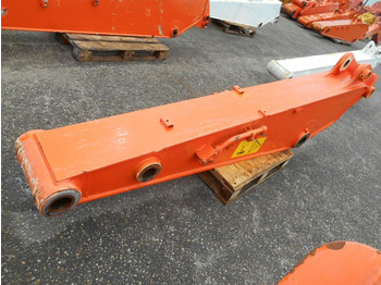 Strēle HITACHI