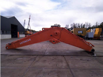 Strēle HITACHI