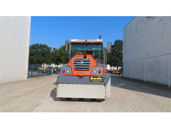 Pneimatiskais veltnis Hamm HP180 i: foto 3