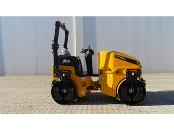 Ceļu veltnis JCB