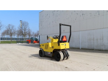 Pneimatiskais veltnis Sakai TS 160: foto 4